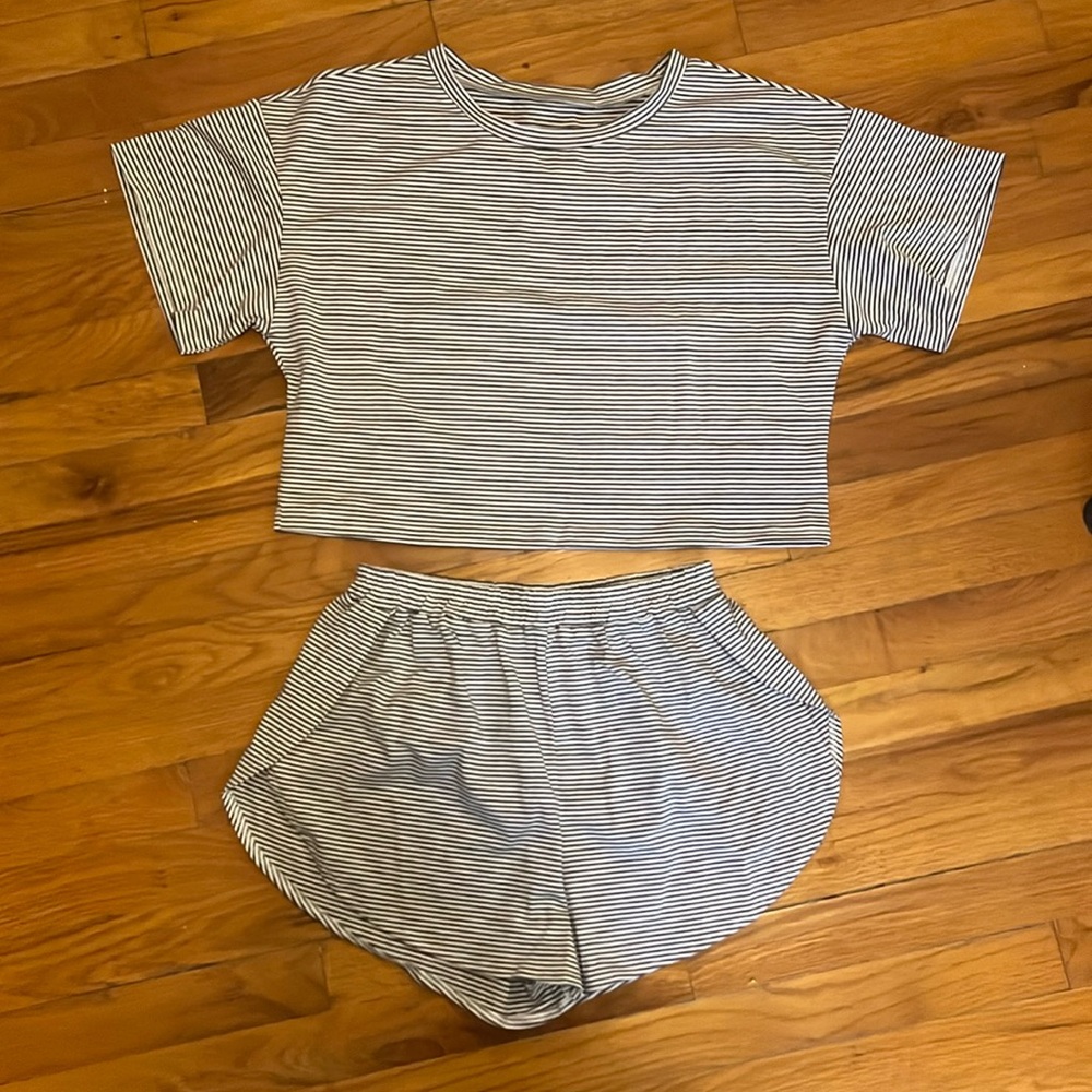 Two Piece Set - Picture 3 of 3